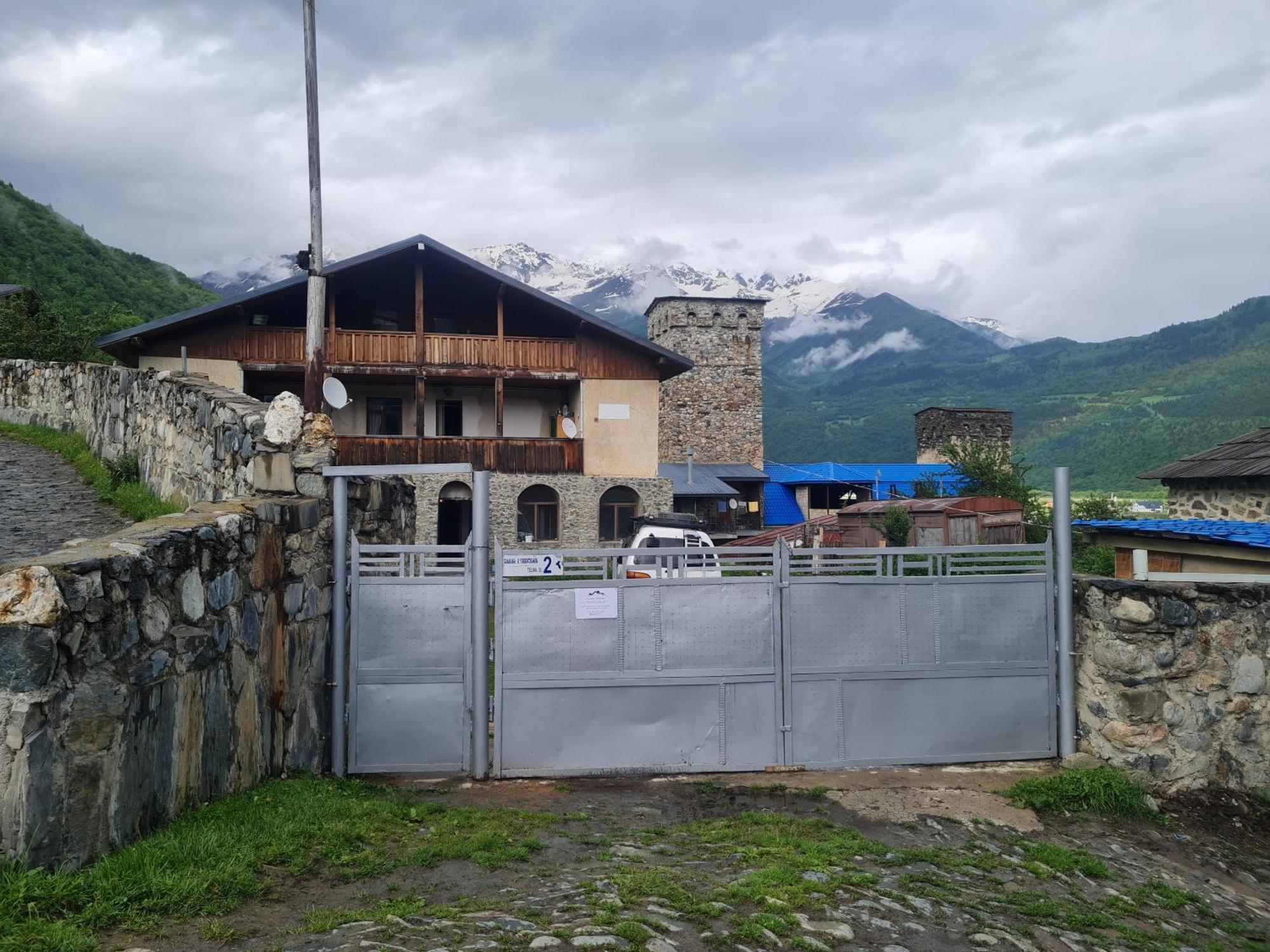 Guest House Goshtela Mestia Exterior foto